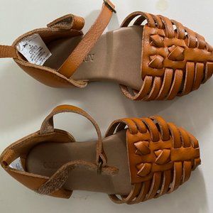 NWOT Toddler Huarache Fisherman Sandals